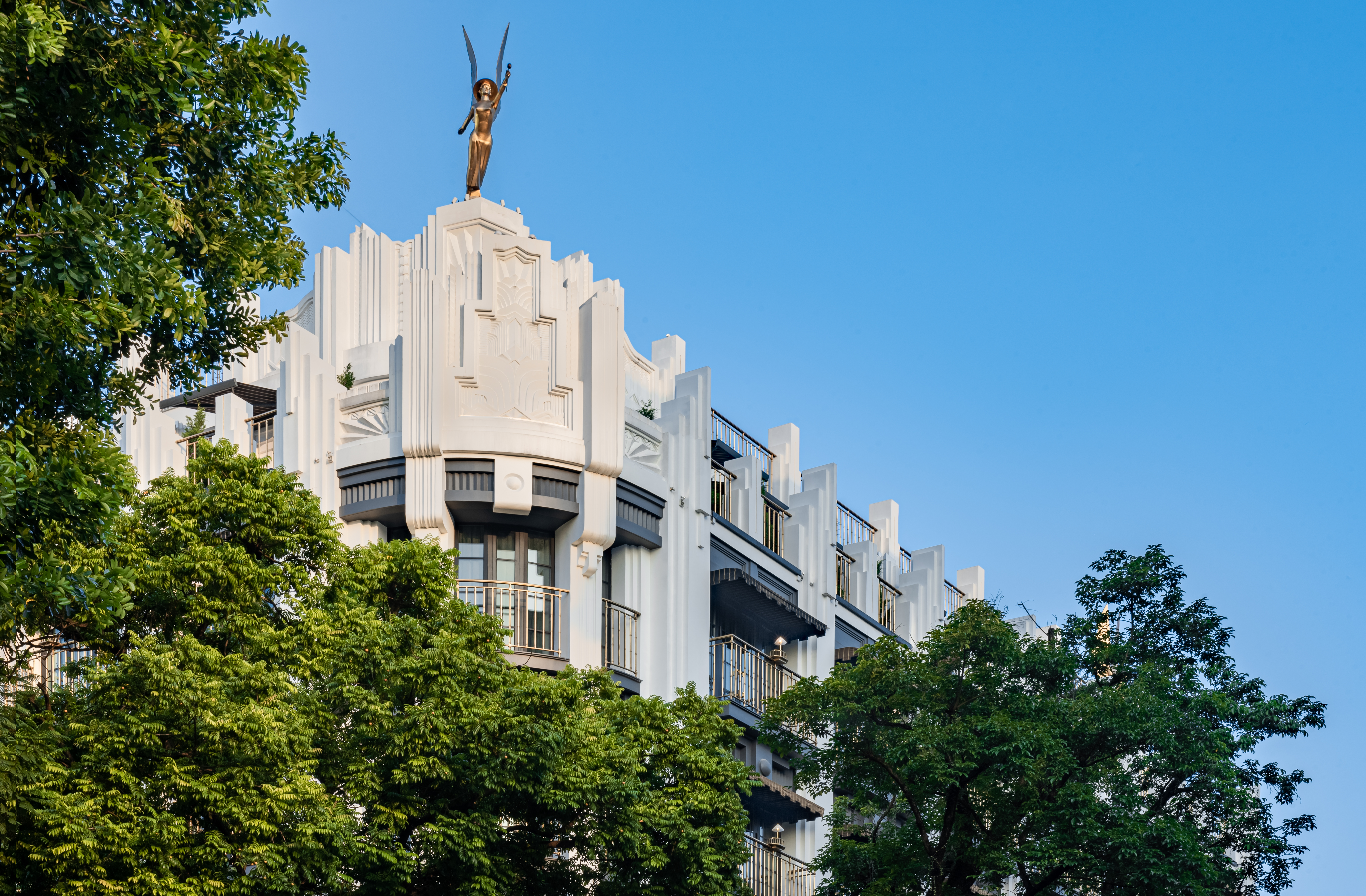 Không chỉ có nhà hàng đạt sao Michelin, Capella Hanoi còn được vinh danh là khách sạn trong thành phố tốt nhất Việt Nam