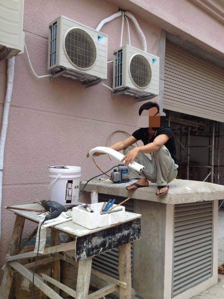 Muôn kiểu móc túi khách hàng của thợ sửa điều hoà
