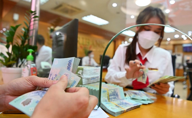 Cần giảm thêm lãi suất để kích cầu tín dụng bất động sản