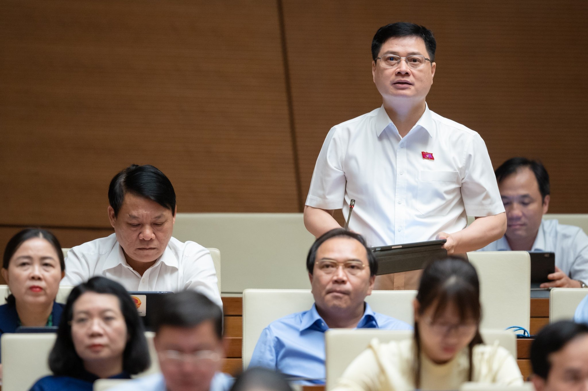 ĐBQH Bắt buộc giao dịch bất động sản qua sàn là ngăn trở tự do kinh doanh