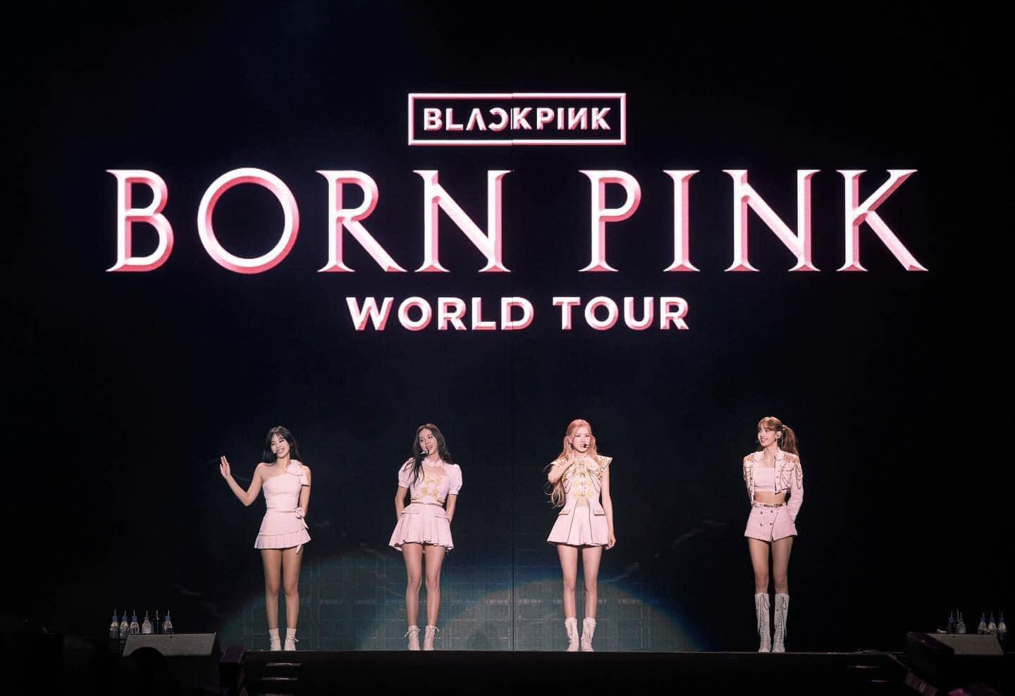 Sau nhiều lùm xùm concert BLACKPINK khó lòng bán hết vé