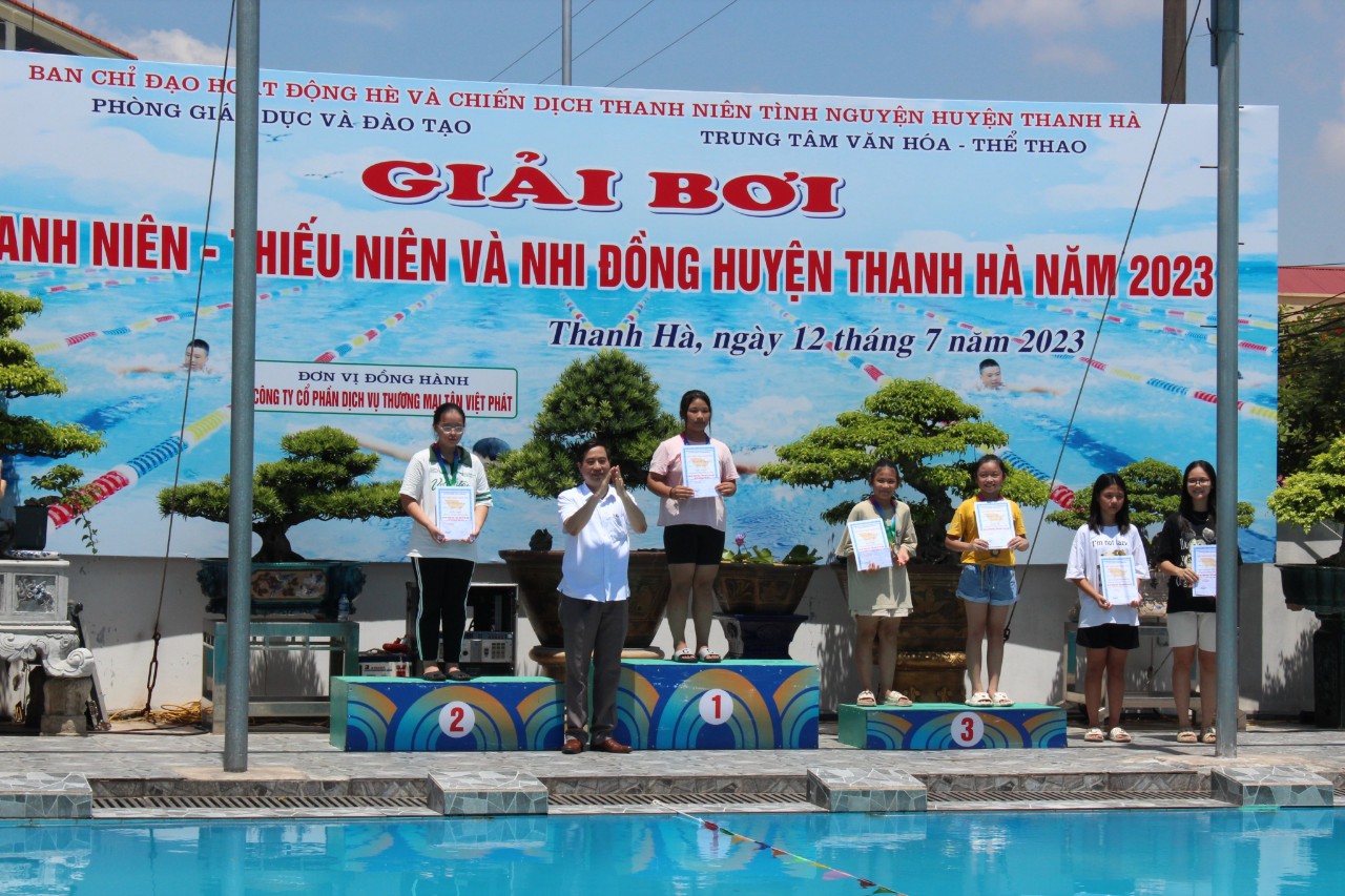 Huyện Thanh Hà tổ chức Giải bơi Thanh niên, Thiếu niên và Nhi đồng năm 2023