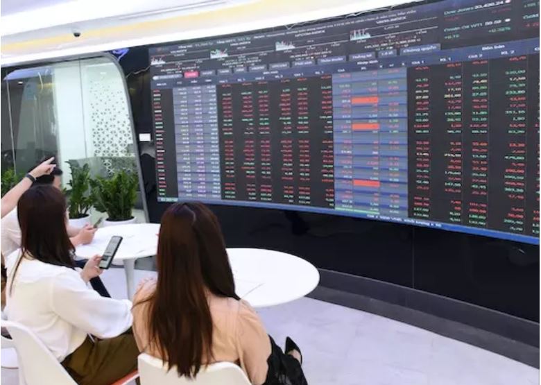 Phó Thủ tướng đề nghị Bộ Tài chính khẩn trương vận hành sàn giao dịch TPDN trong tháng 72023