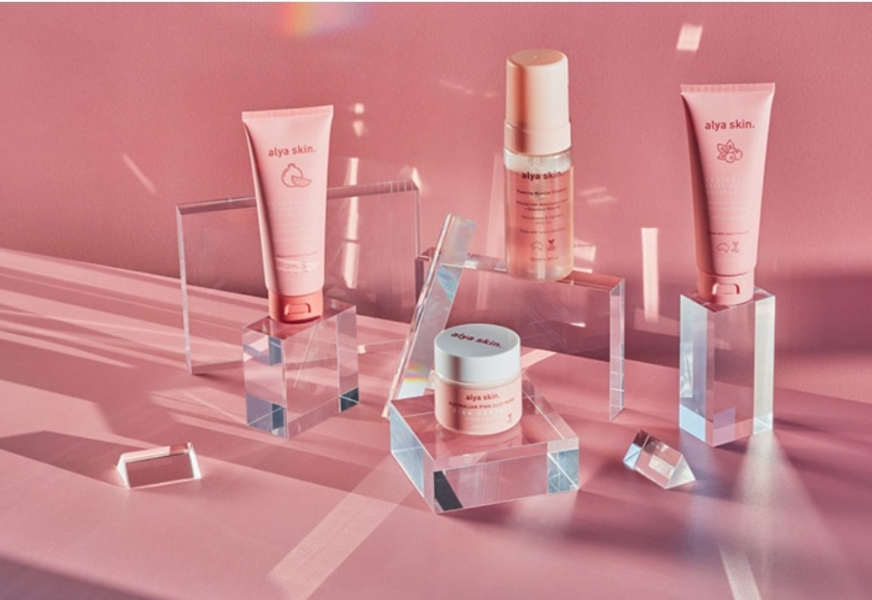 Thị trường mỹ phẩm ‘miếng bánh’ ngon khó quản