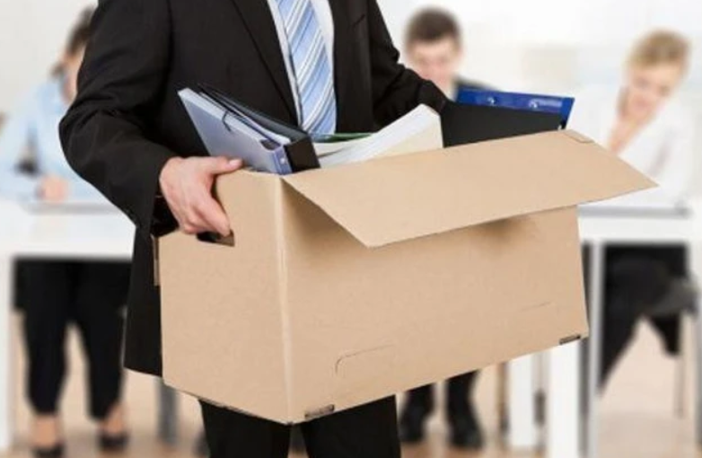 Hàng nghìn nhân sự tại các ngân hàng mất việc