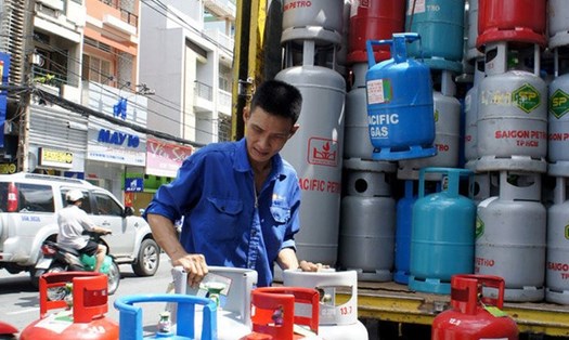 Giá gas hôm nay 18 Trong nước, thế giới đồng loạt tăng