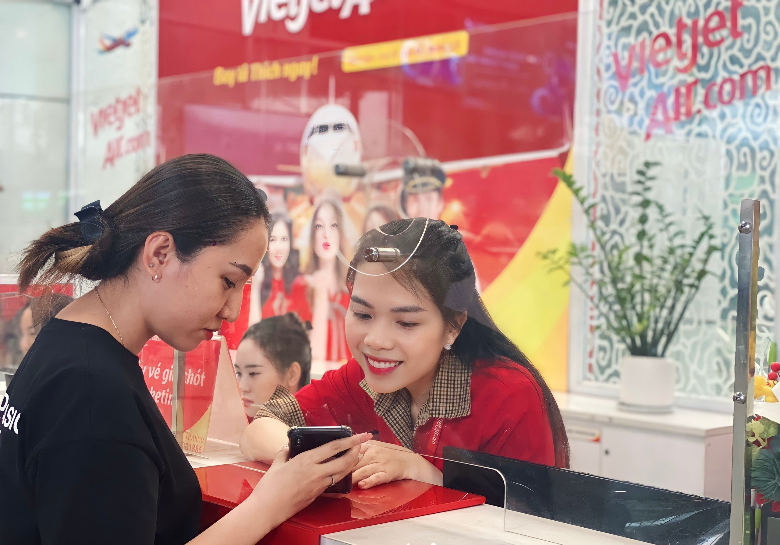Vietjet được bình chọn nơi làm việc tốt nhất tại HR Asia Award 2023