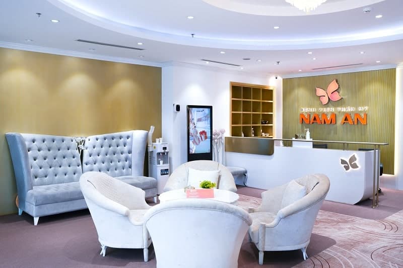 Thanh tra Sở Y tế TP.HCM xử phạt và đình chỉ hàng loạt cá nhân, phòng khám vi phạm