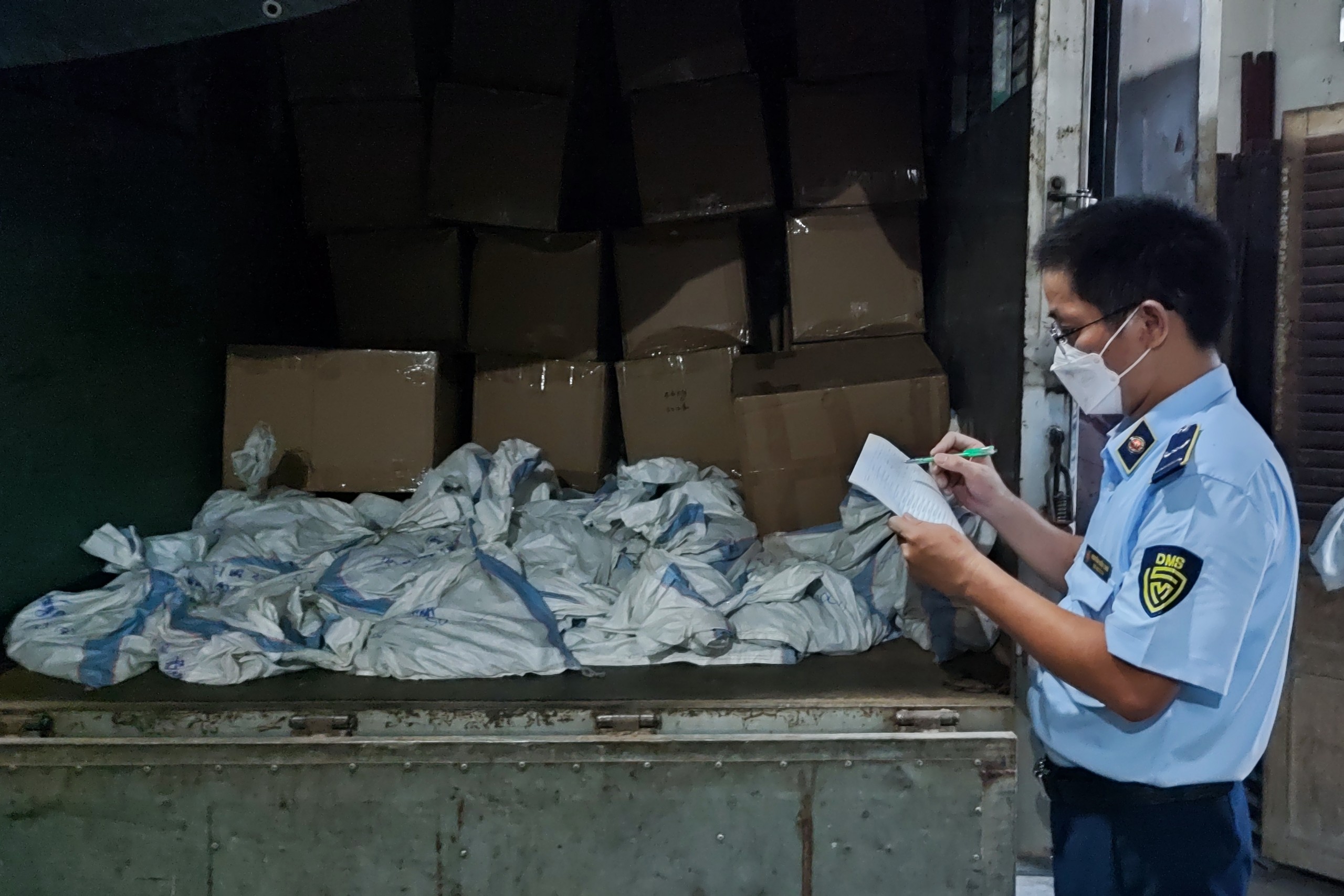 TPHCM Tạm giữ hơn 40 nghìn sản phẩm ngũ kim có dấu hiệu giả mạo nhãn hiệu