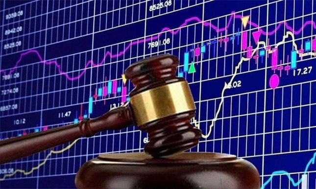 Liên tiếp xảy ra các vụ bán “chui” cổ phiếu Chế tài xử lý chưa đủ sức dăn đe