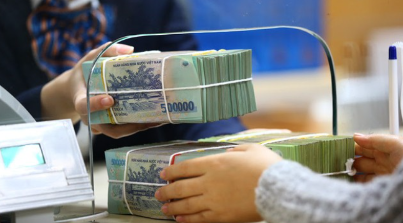 Lãi suất thấp nhưng 4 ngân hàng lớn vẫn hút mạnh tiền gửi 