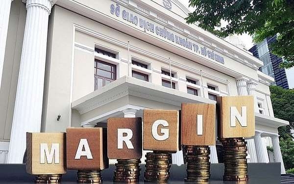 Sau công bố báo cáo soát xét bán niên, hàng loạt cổ phiếu bị cắt margin