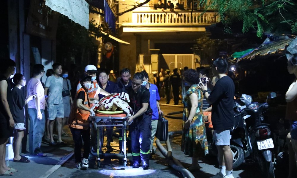 Khoảng 40 người thương vong trong vụ cháy ở chung cư mini tại quận Thanh Xuân
