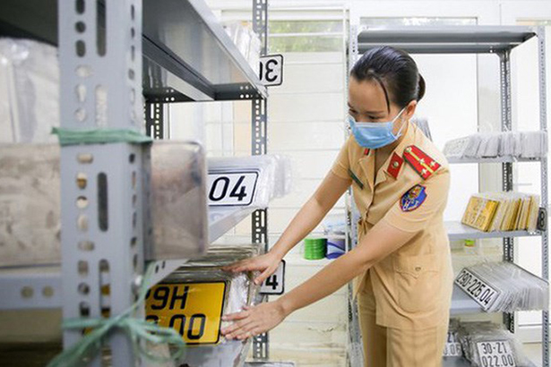 Tổ chức lại buổi đấu giá biển số xe đối với 11 biển số xe ô tô siêu đẹp