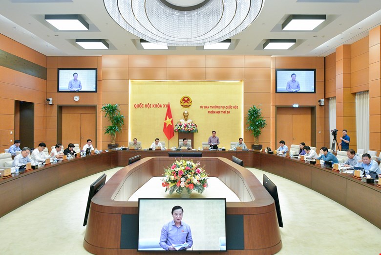 Đề xuất chi thu nhập tăng thêm cho công chức, viên chức Thủ đô