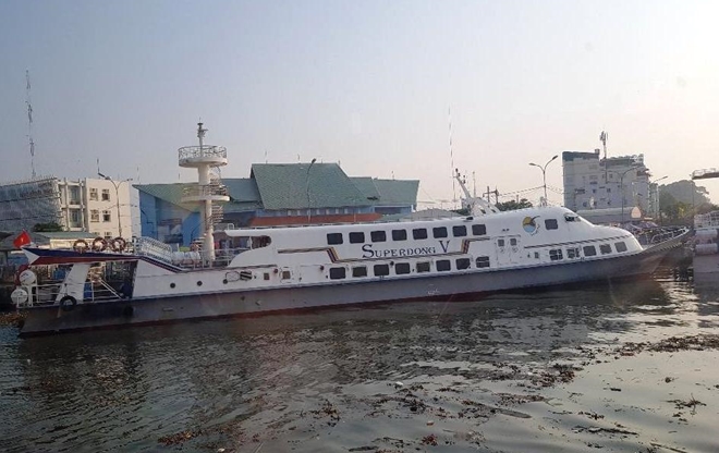 Tàu, phà trên vùng biển Kiên Giang tạm ngừng hoạt động do thời tiết xấu