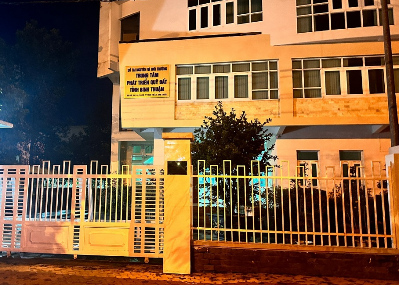 Cách chức Giám đốc Trung tâm Phát triển quỹ đất tỉnh Bình Thuận