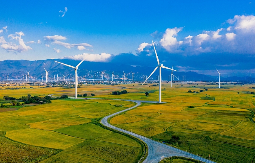 Việt Nam điều tra áp dụng biện pháp chống bán phá giá tháp điện gió từ Trung Quốc