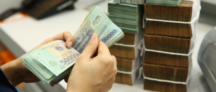 Chính phủ đề nghị vay hơn 676.000 tỷ đồng để bù đắp bội chi, trả nợ gốc và cho vay lại