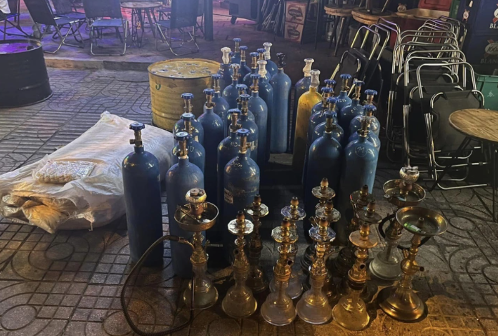 Không sử dụng khí N2O trên người bệnh