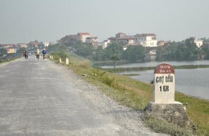 Bộ trưởng Bộ GTVT chỉ đạo nóng tại dự án nâng cấp Quốc lộ 21B