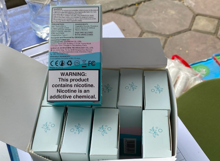 Phát hiện kho thuốc lá điện tử vi phạm lớn nhất từ trước đến nay