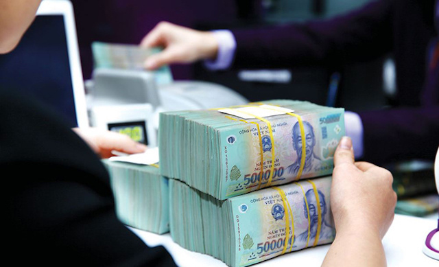 ‘Khe cửa’ cho vay bất động sản khép chặt hơn dù nguồn vốn dồi dào