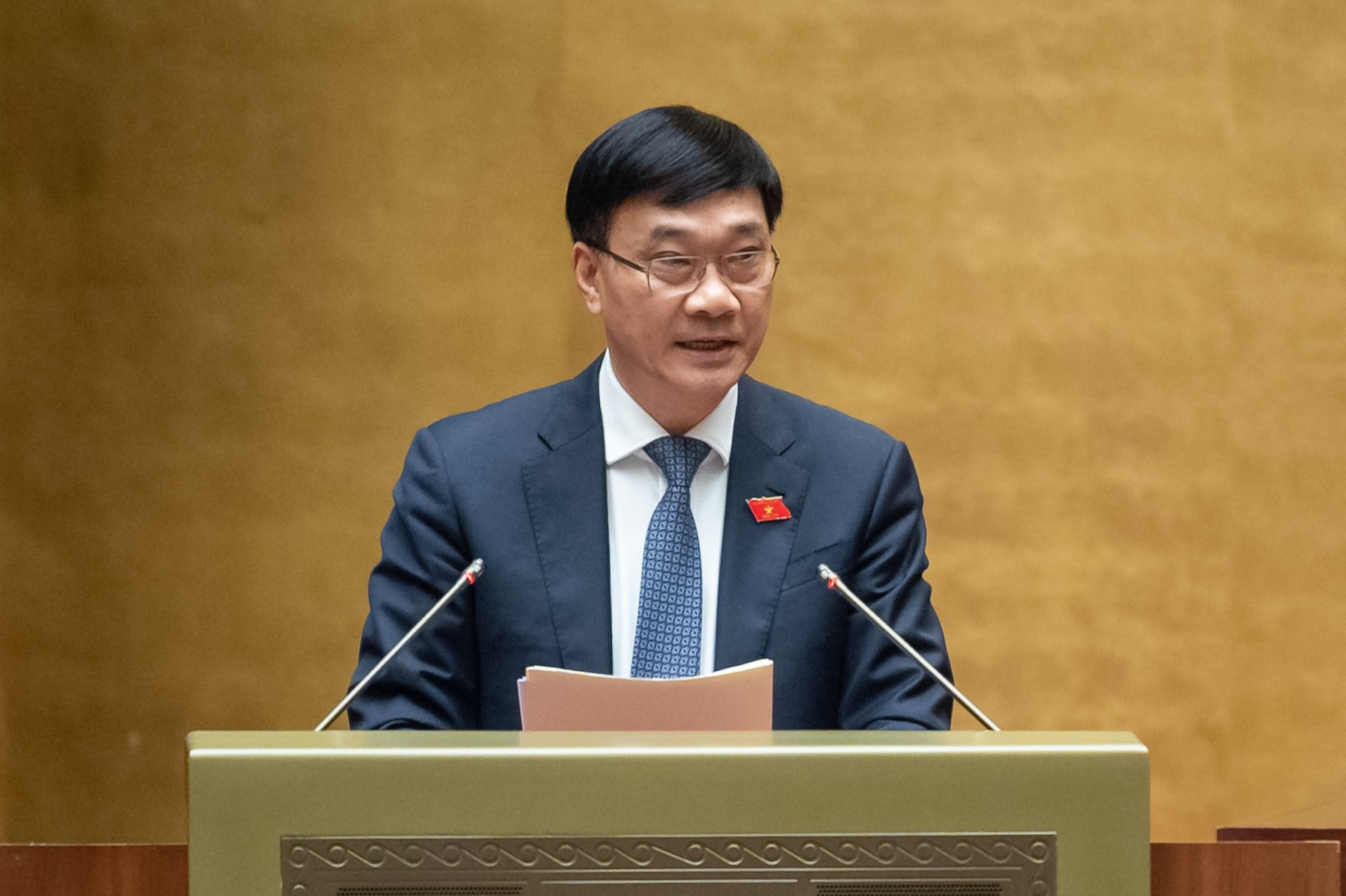 Ủy ban Kinh tế Việc hoàn thành mục tiêu tăng trưởng bình quân 6,5 - 7% là rất khó khăn