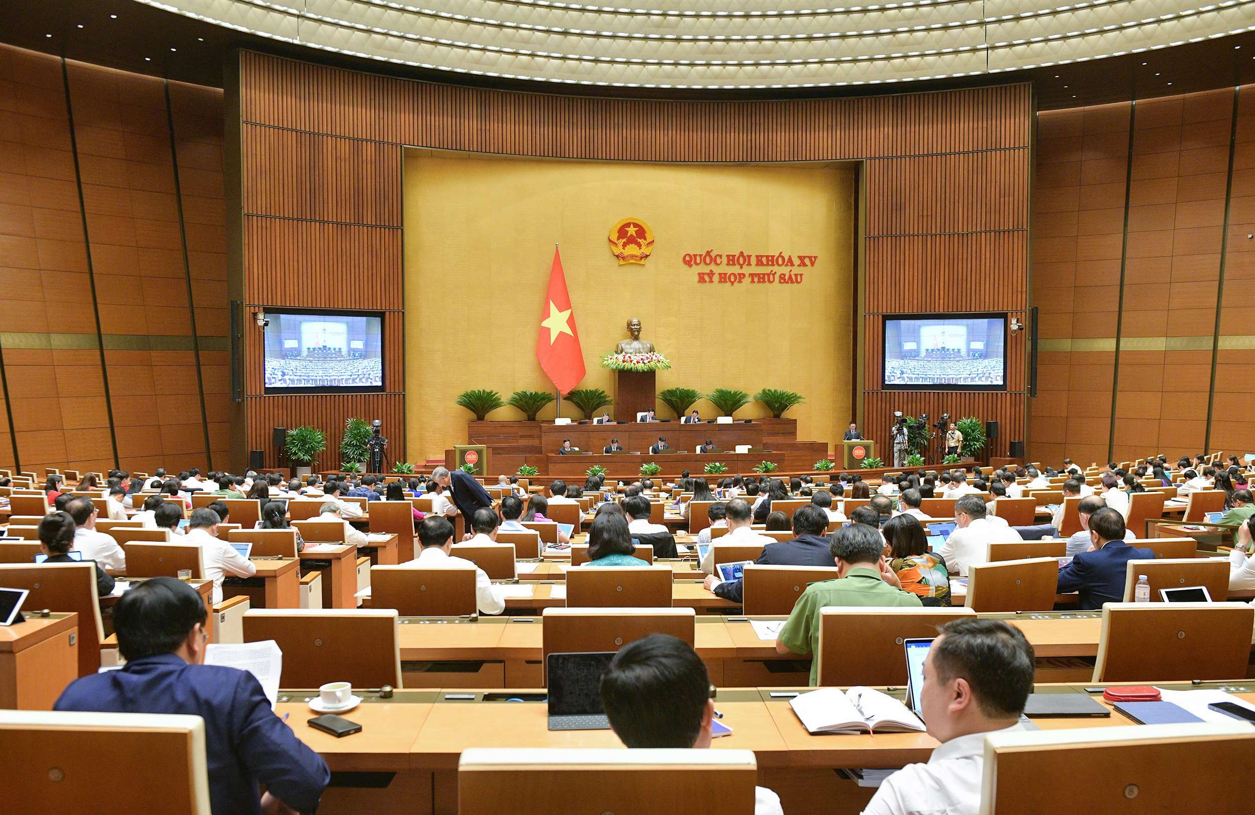 Hôm nay 2410, Quốc hội sẽ thông qua danh sách lấy phiếu tín nhiệm