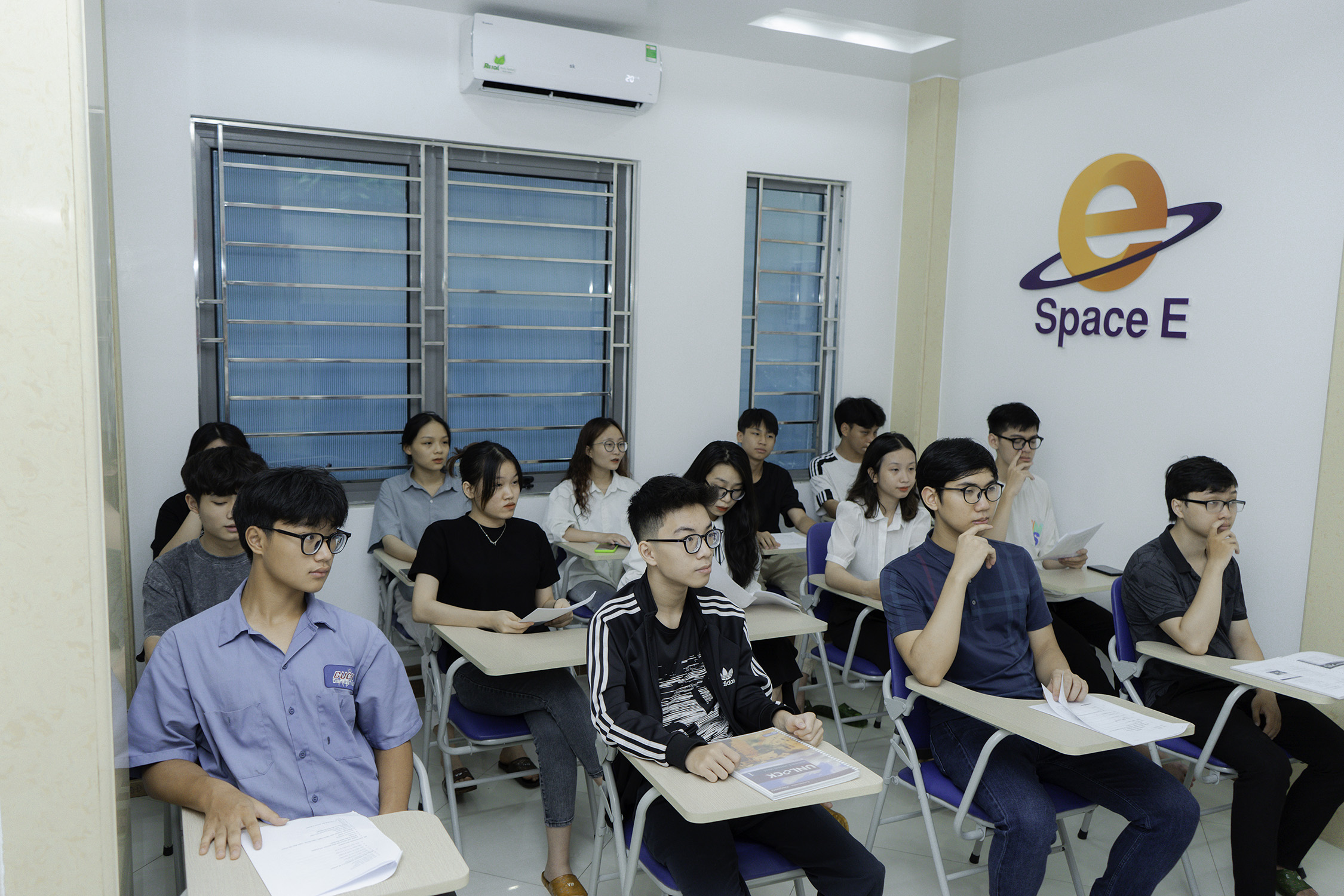 SET tạm dừng dự án Trung tâm ngoại ngữ Space E