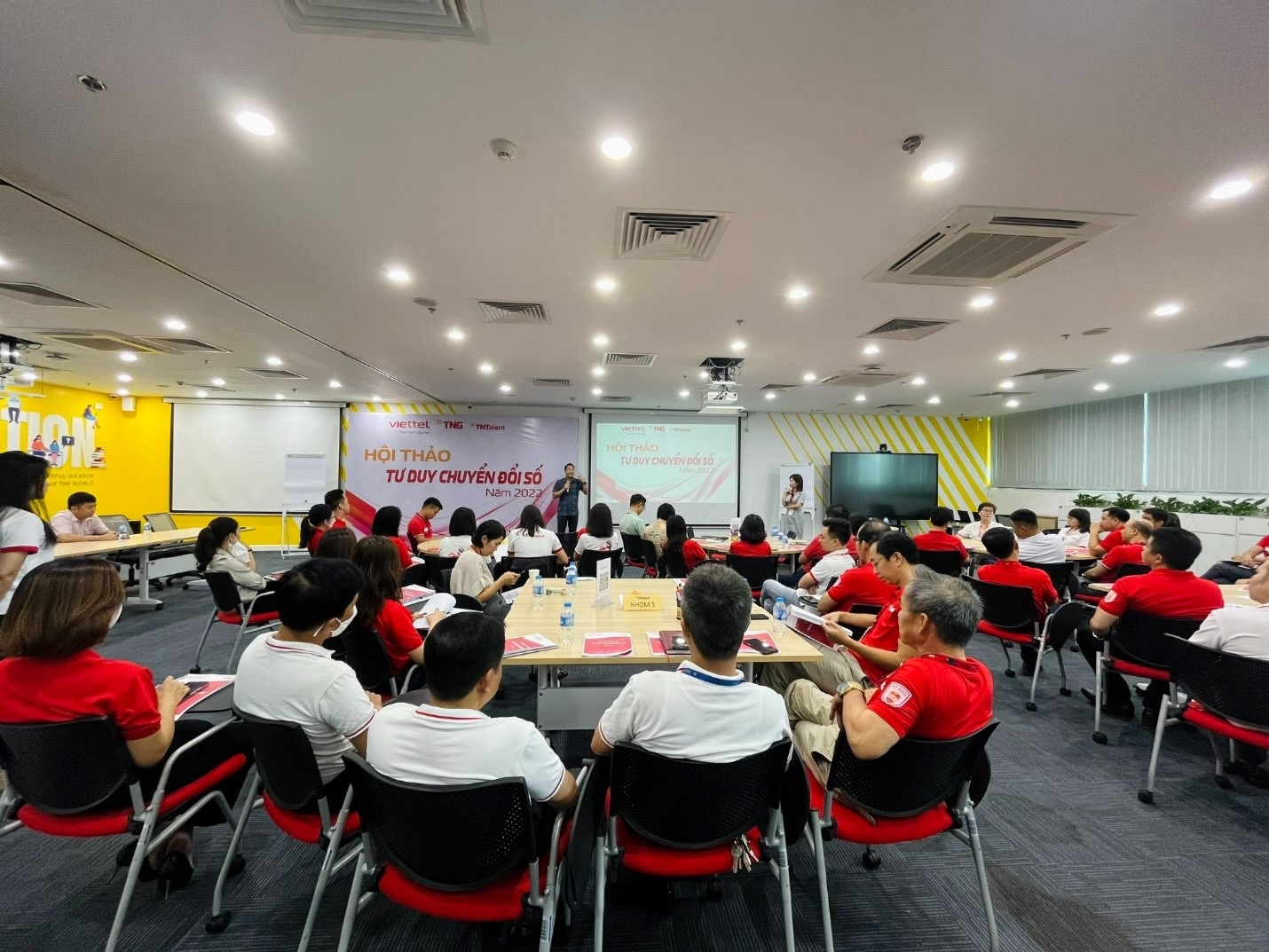 Để doanh nghiệp chuyển mình nhanh hơn trong chiến lược chuyển đổi số