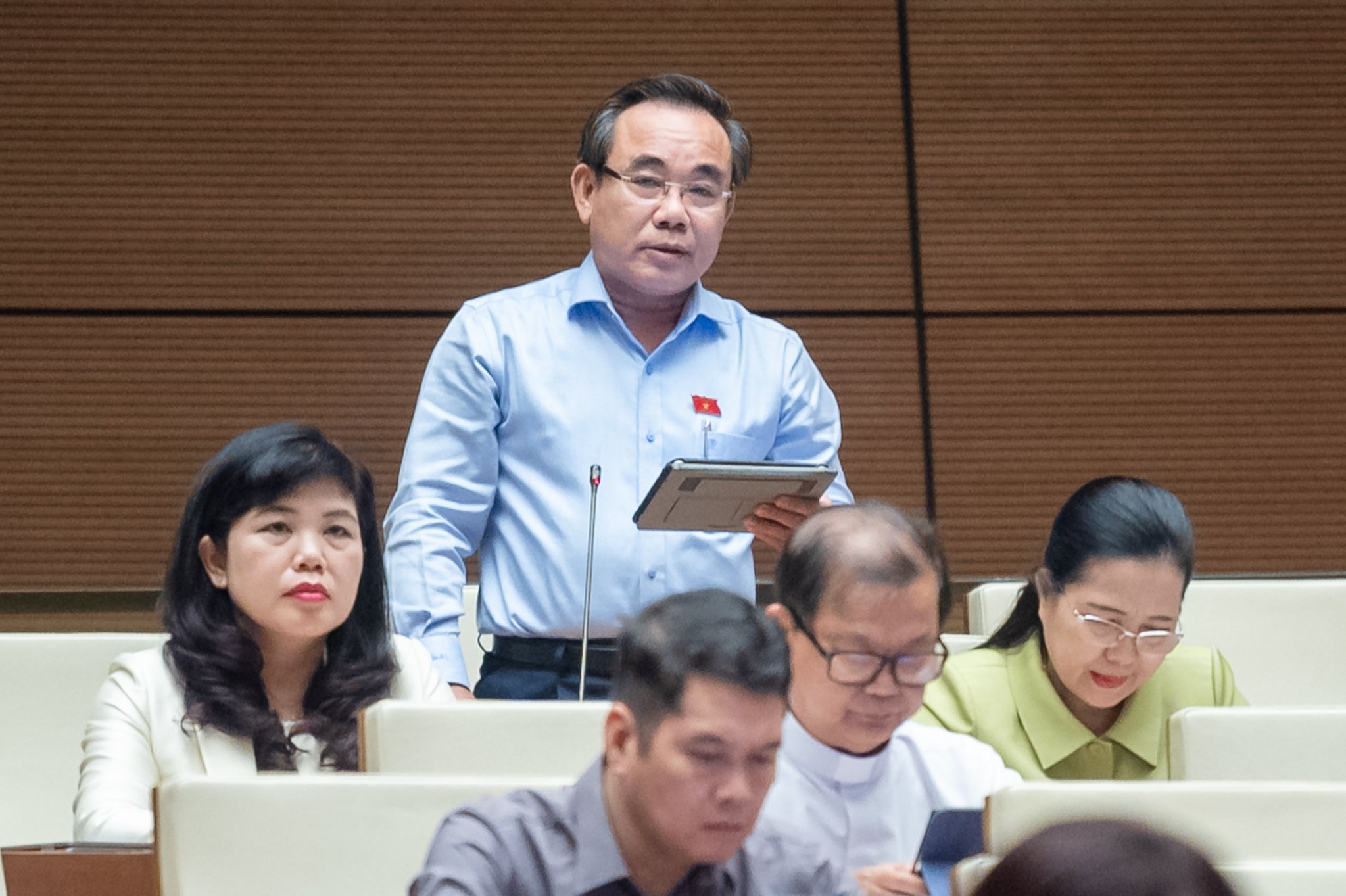 ĐBQH Quy định xuất vốn đầu tư về công trình y tế còn bất cập