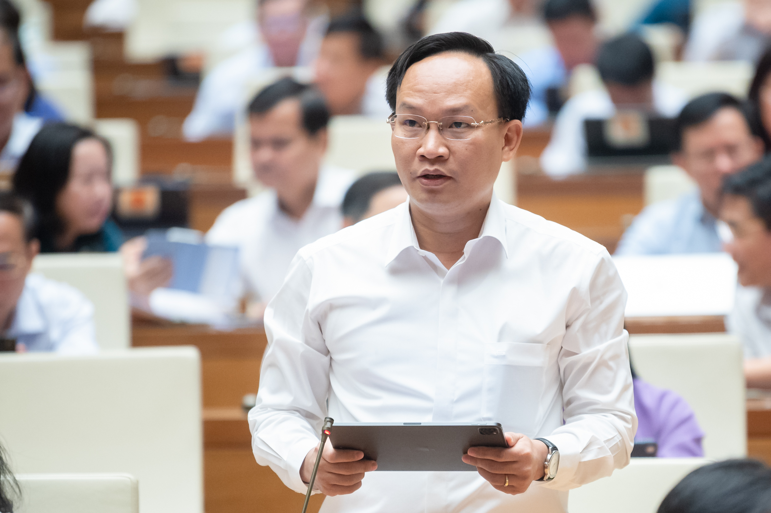 ĐBQH Nhà nước mua lại các dự án BOT thua lỗ của tư nhân, mức phí sẽ giảm còn 30%