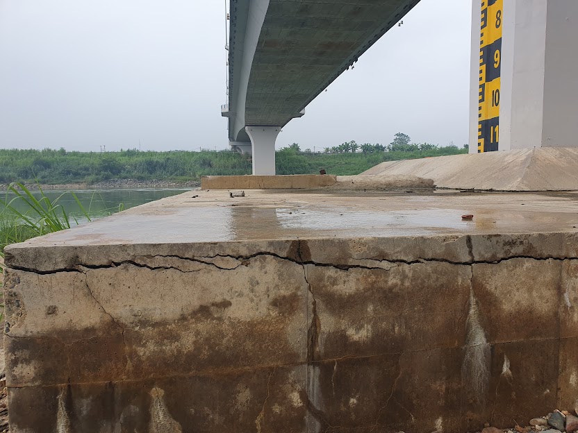 Tuyên Quang Xuất hiện các vết nứt tại mố trụ cầu Tình Húc