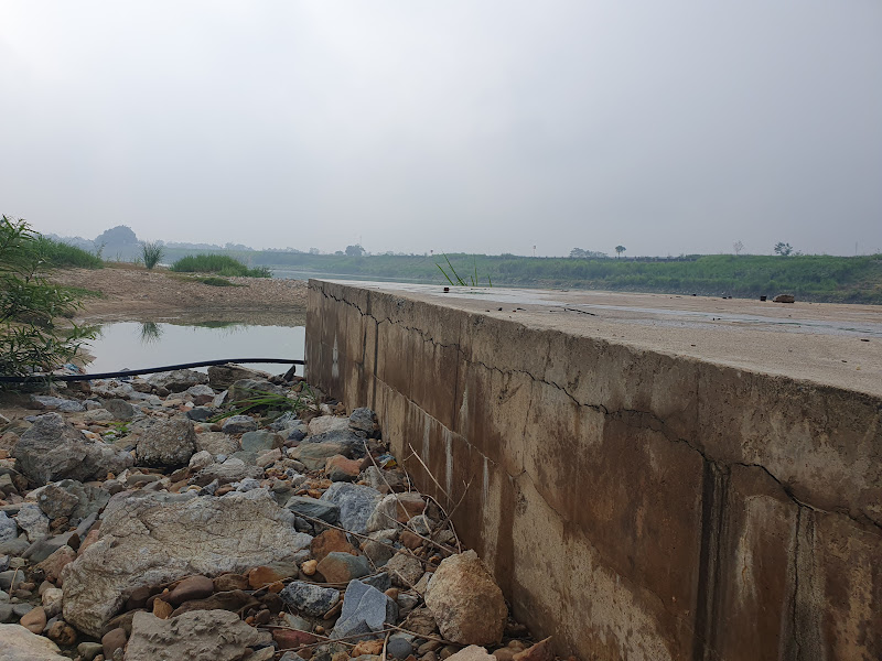 các vết nứt trên cầu hơn 850 tỉ đồng ở Tuyên Quang