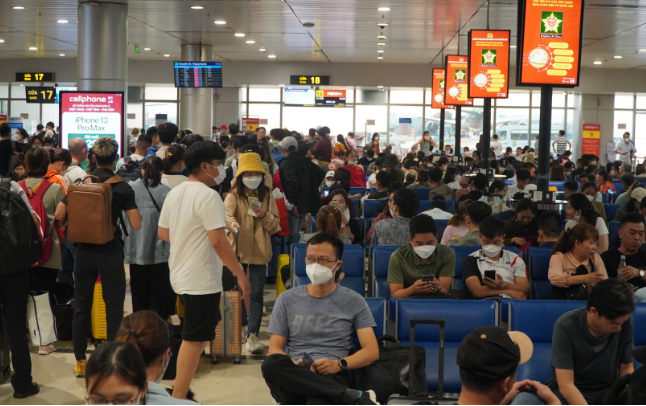 Hàng nghìn người lao động sẽ được tặng vé tàu miễn phí để về quê đón Tết Giáp Thìn 2024