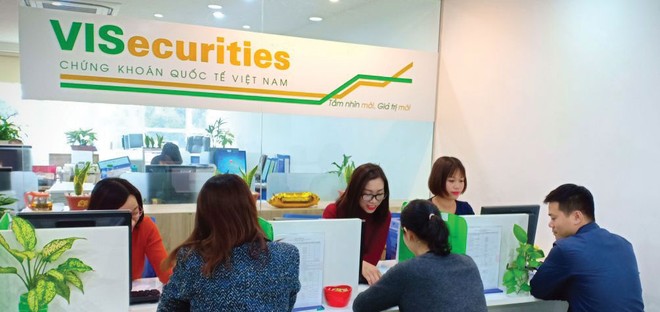 Chứng khoán Quốc tế VISecurities bị phạt do sử dụng nhân viên chưa có chứng chỉ hành nghề