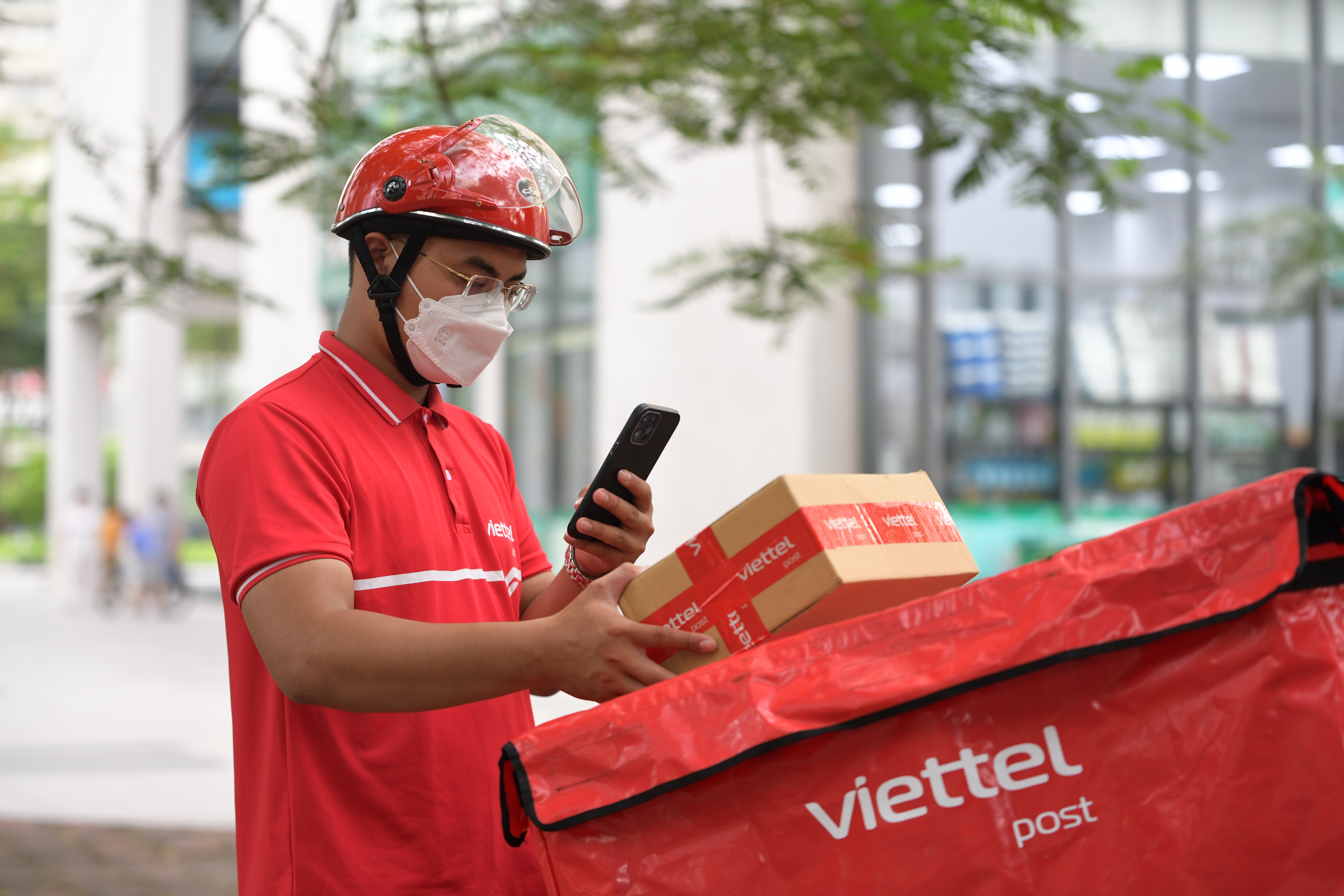 Viettel Post (VTP) được chấp thuận niêm yết gần 122 triệu cổ phiếu trên HOSE