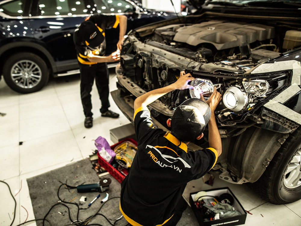 Xe ô tô được thay đổi lưới tản nhiệt, đèn chiếu sáng từ 1522024