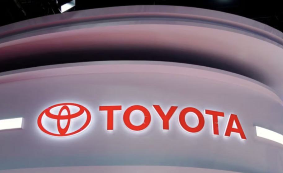 Người tiêu dùng “phản ứng” ra sao trước những biện bạch của hãng xe Toyota sau vụ treo đầu dê bán thị chó