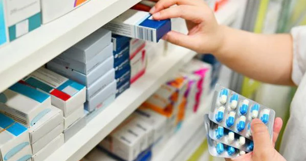 Đề xuất cấm bán thuốc qua mạng xã hội, livestream