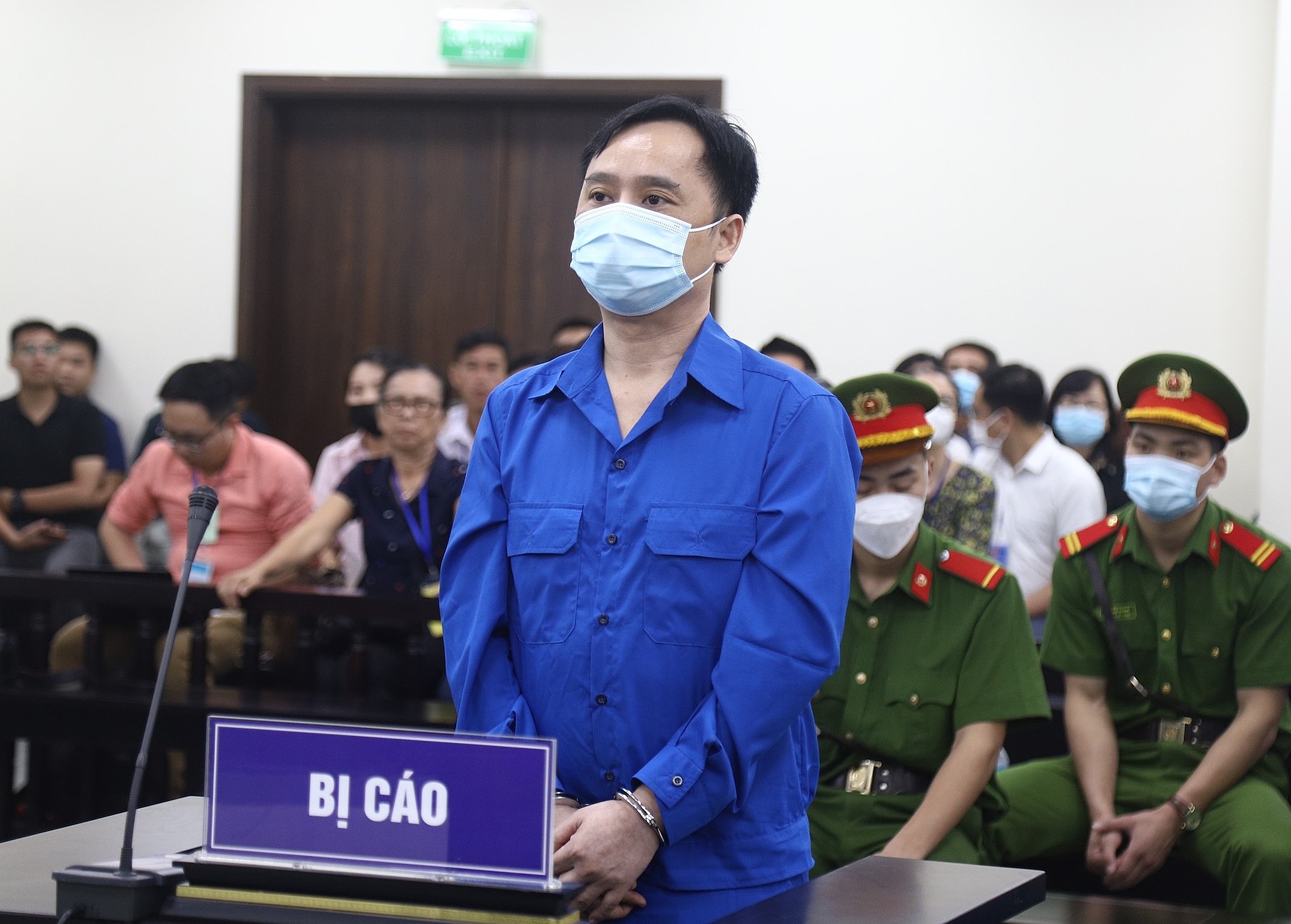 Tòa phúc thẩm xét đơn kháng cáo, Cựu Chủ tịch Louis Holdings Đỗ Thành Nhân được giảm 18 tháng tù