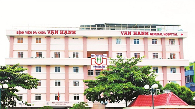 Sau thẩm mỹ nâng ngực, gọt cằm tại Bệnh viện Đa khoa Vạn Hạnh, một nữ bệnh nhân nguy kịch