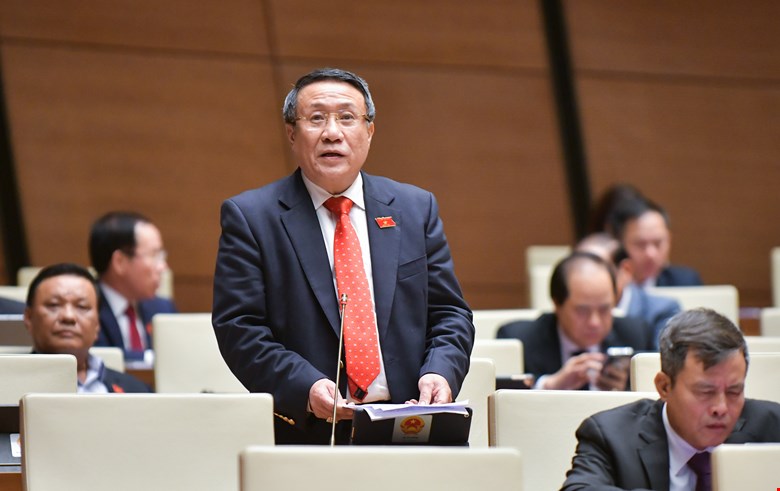 ĐBQH băn khoăn về quy định phải có quyền sử dụng đất ở mới được làm dự án nhà ở thương mại