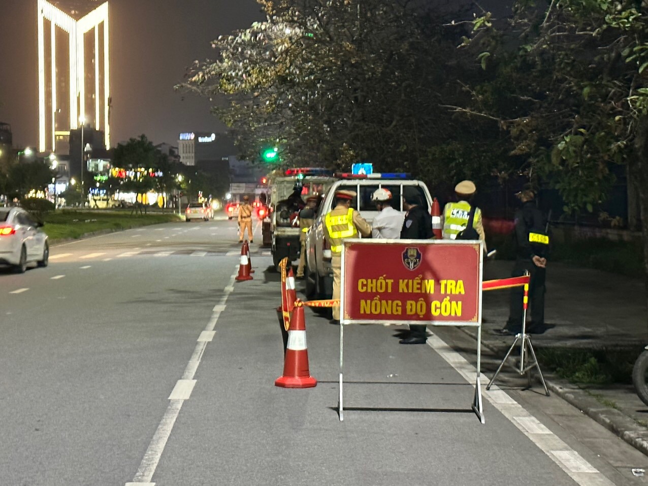 Xử lý hơn 30.000 trường hợp vi phạm nồng độ cồn trong 10 ngày thực hiện cao điểm