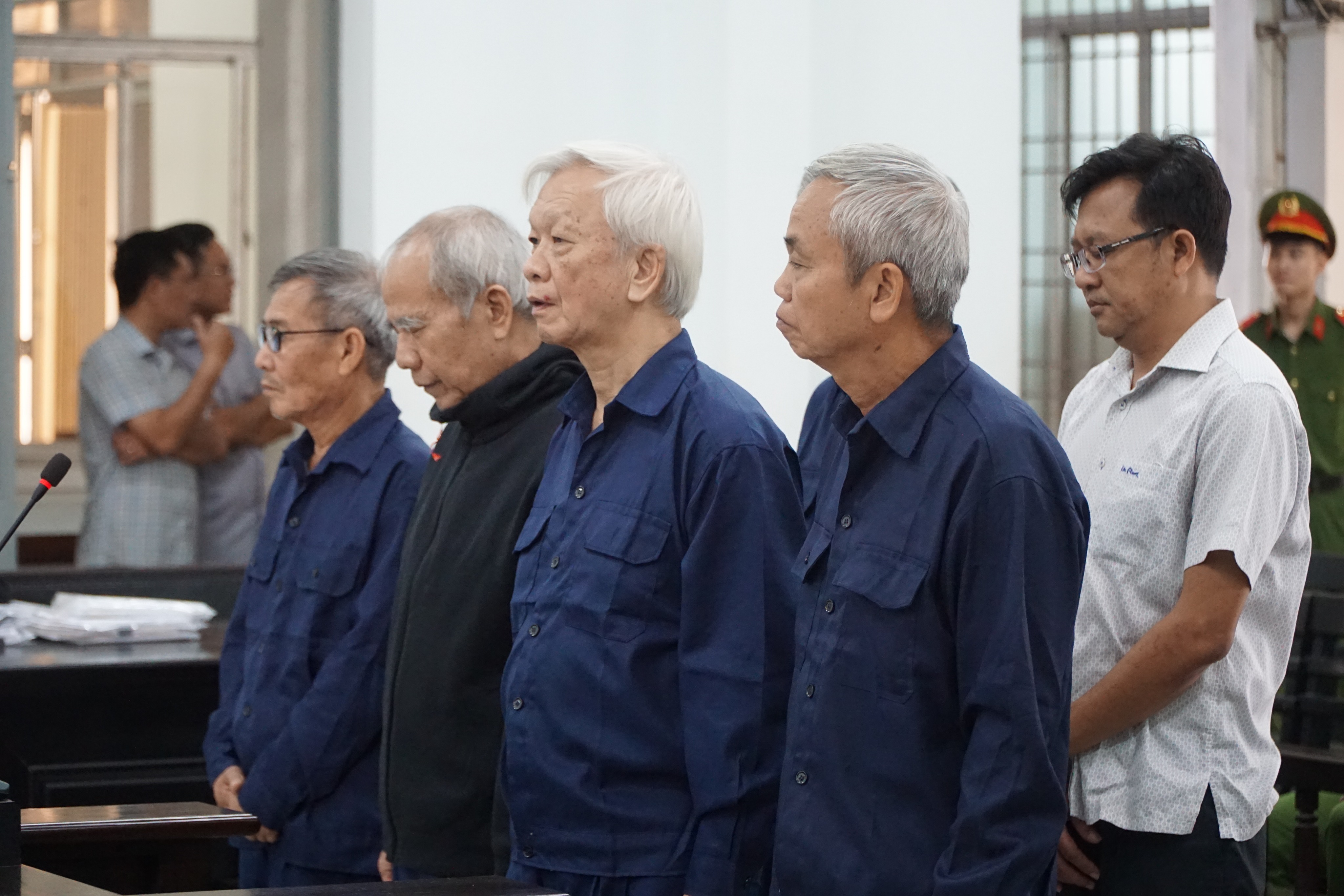 Cựu Chủ tịch tỉnh Khánh Hòa và cấp dưới hầu toà vì để xảy ra sai phạm tại dự án Oceanus