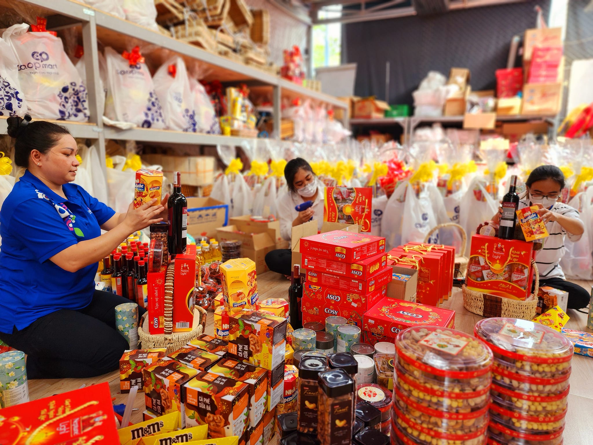 Co.opmart, Co.opXtra tổ chức Phiên chợ online dành cho công nhân lao động TPHCM