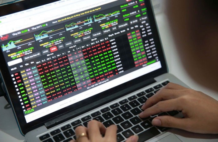 Vợ Phó chủ tịch HĐQT Tân Tạo (ITA) bị phạt hơn 1 tỷ đồng và đình chỉ giao dịch 3,5 tháng