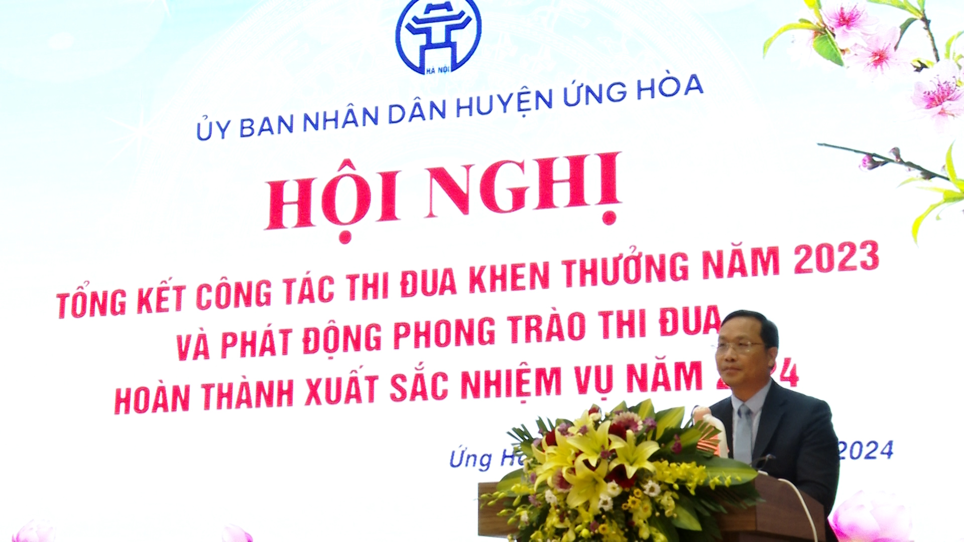 Ứng Hoà Phát động phong trào thi đua hoàn thành xuất sắc nhiệm vụ năm 2024