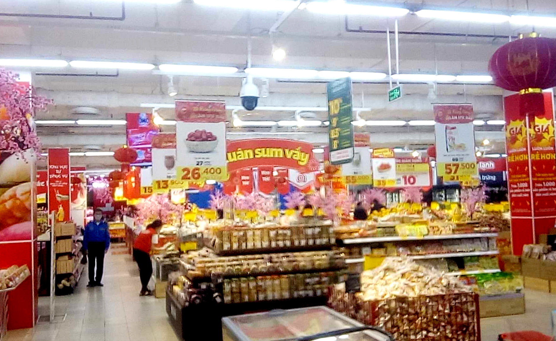 Cả năm thắt chặt hầu bao, Tết này chi tiêu tiết kiệm!